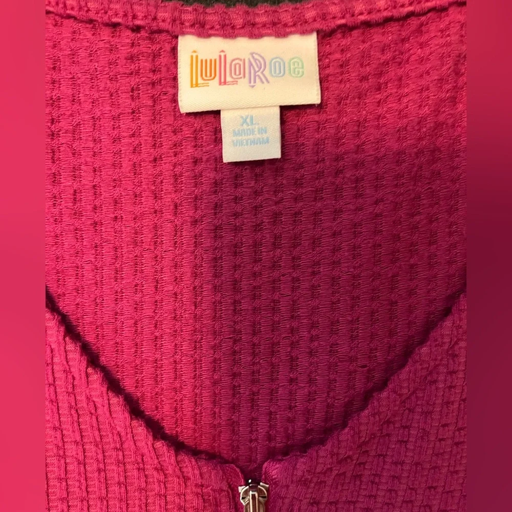 LulaRoe “Rachael” XL Tank Top with Zipper - Picture 3 of 4